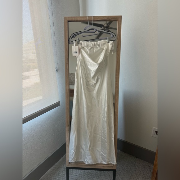 Hello Molly Cream Strapless Maxi Dress - Picture 4 of 4